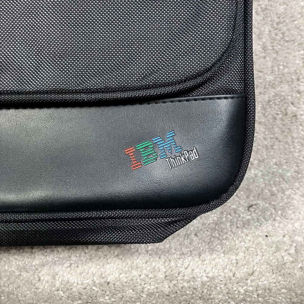 Vintage IBM ThinkPad Black Laptop Messenger Bag Briefcase Shoulder Strap 16" - Picture 4 of 12